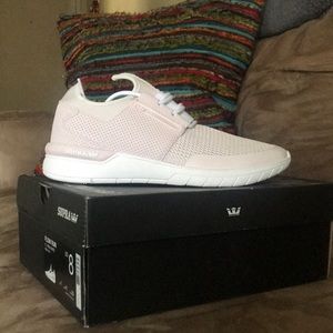 Supra “Flow Run” shoes - light pink/white